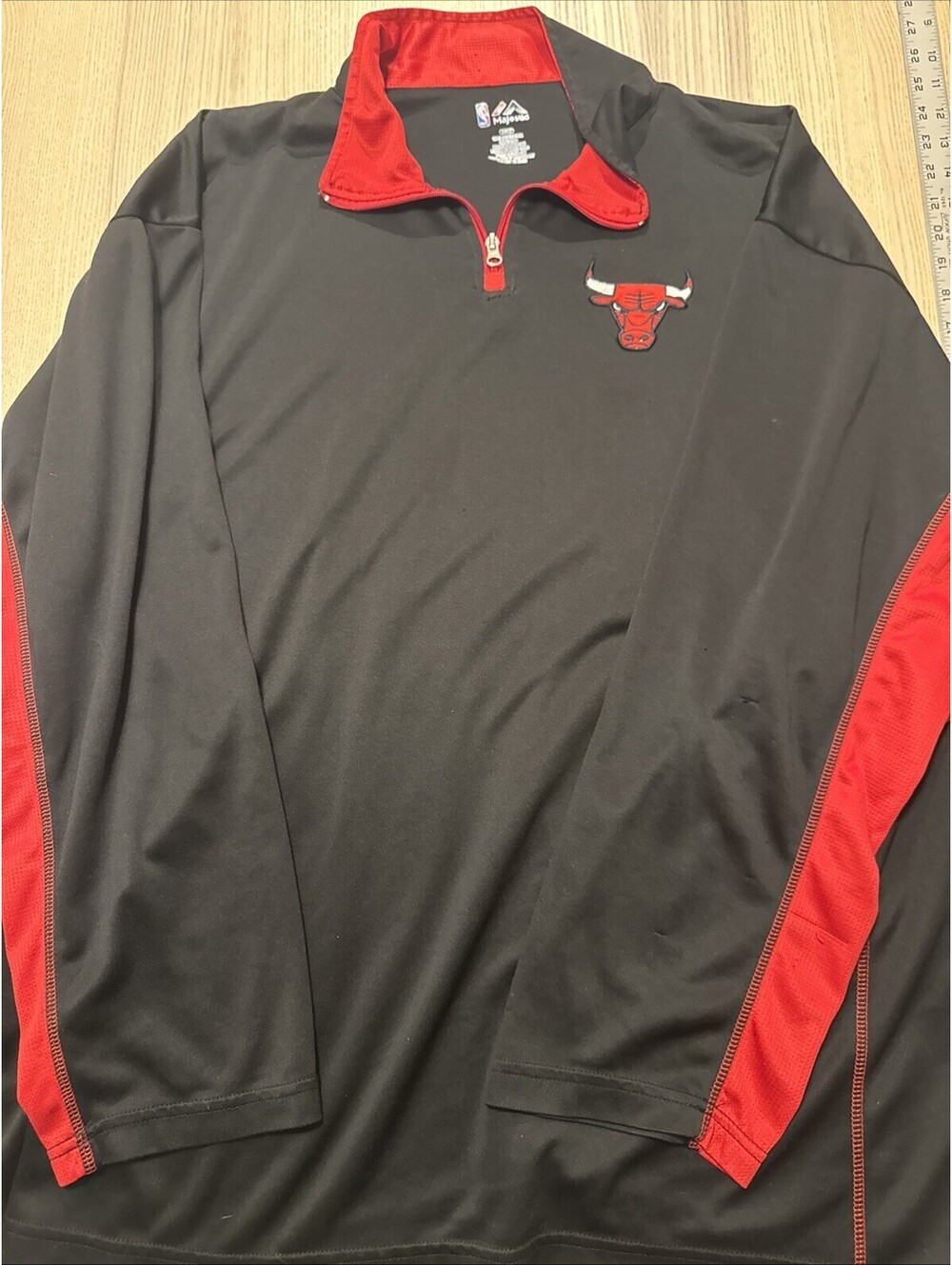Majestic Chigago Bulls Men’s Pullover 1/4 Zip